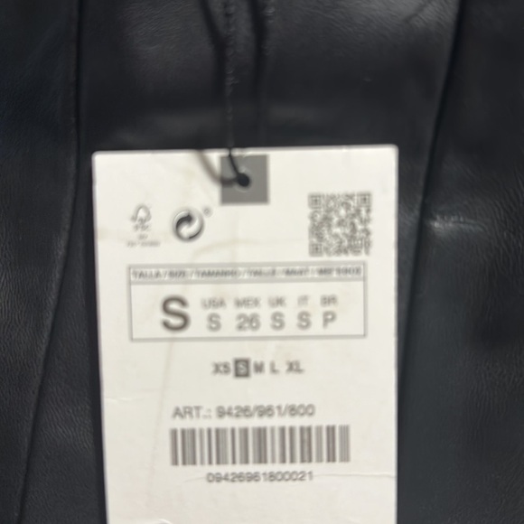 NWT. Zara Black Faux Leather Mini Skirt. Size S. - Picture 9 of 11